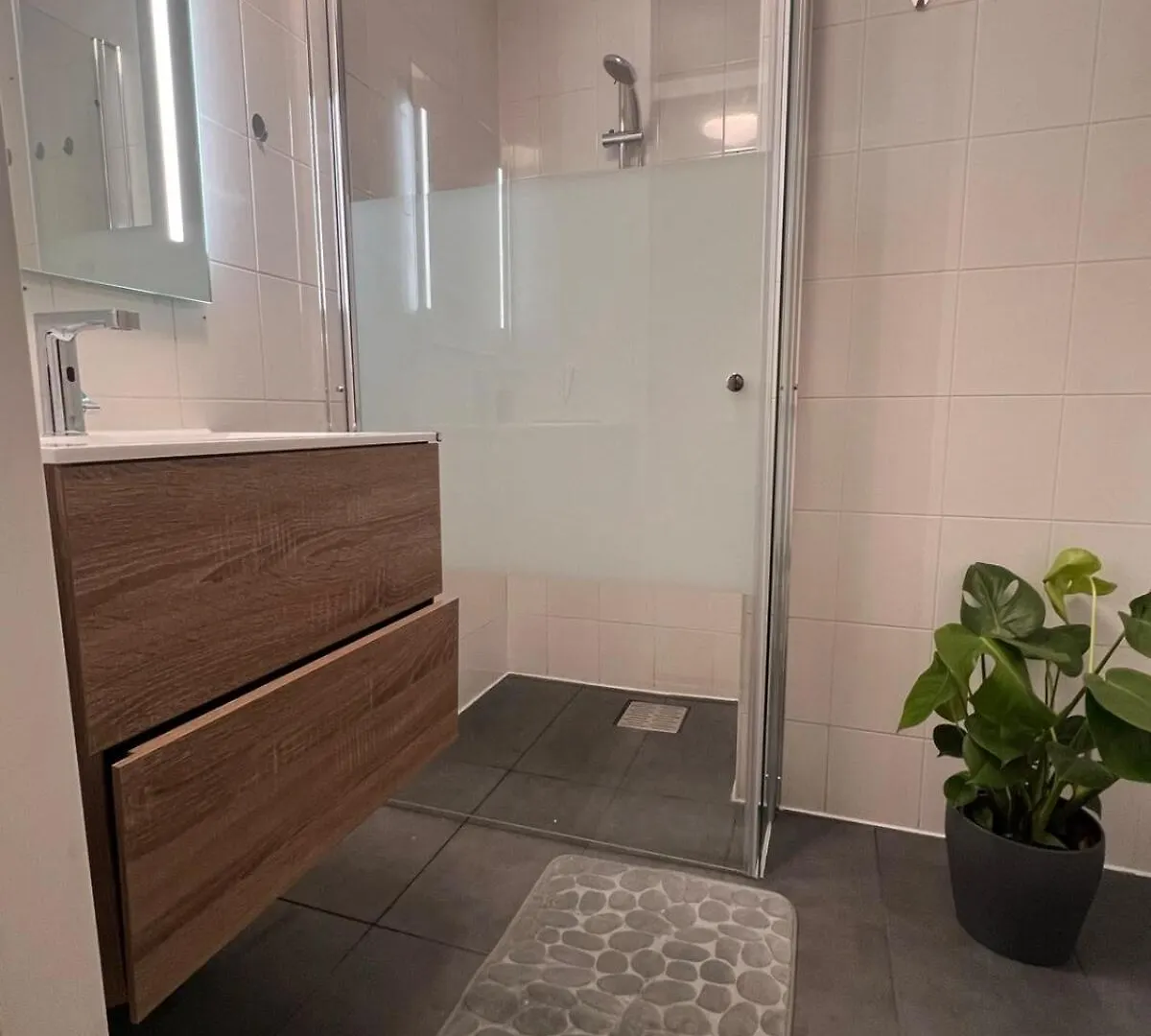 בית אירוח Amsterdam Centraal In 10 Minutes - Nearby Metro